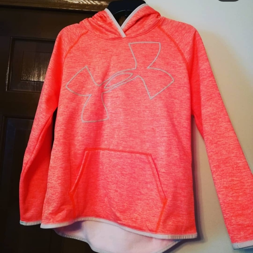 NEW Under Armour Sweatshirt